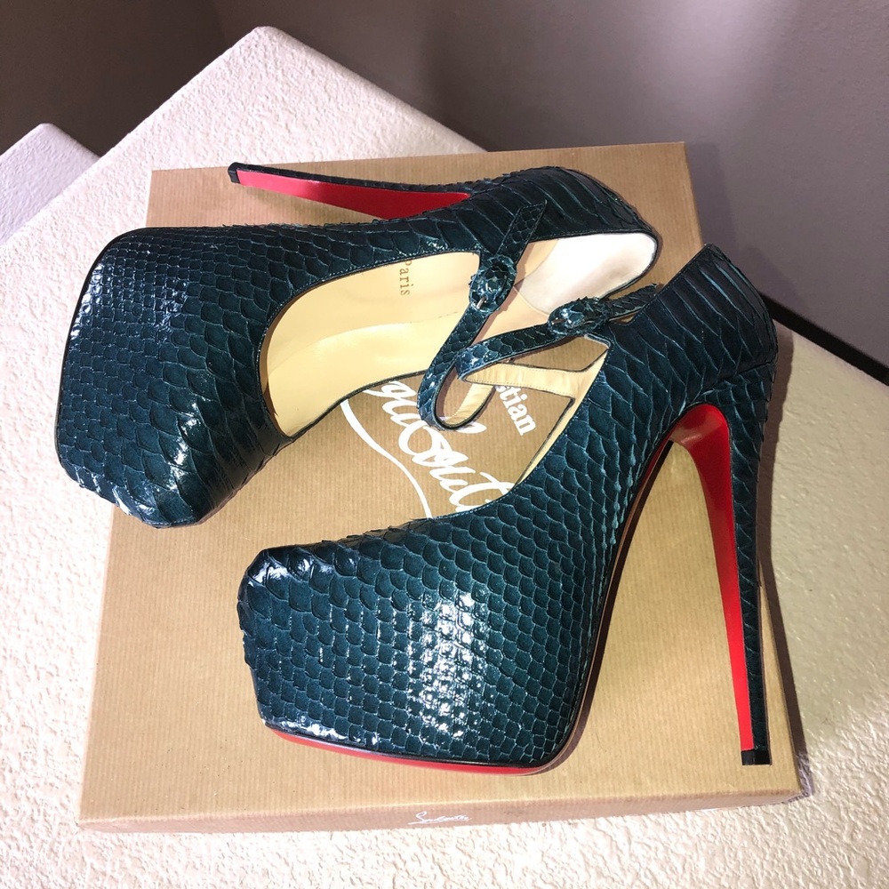 BNIB Christian Louboutin Python Strap Heel…